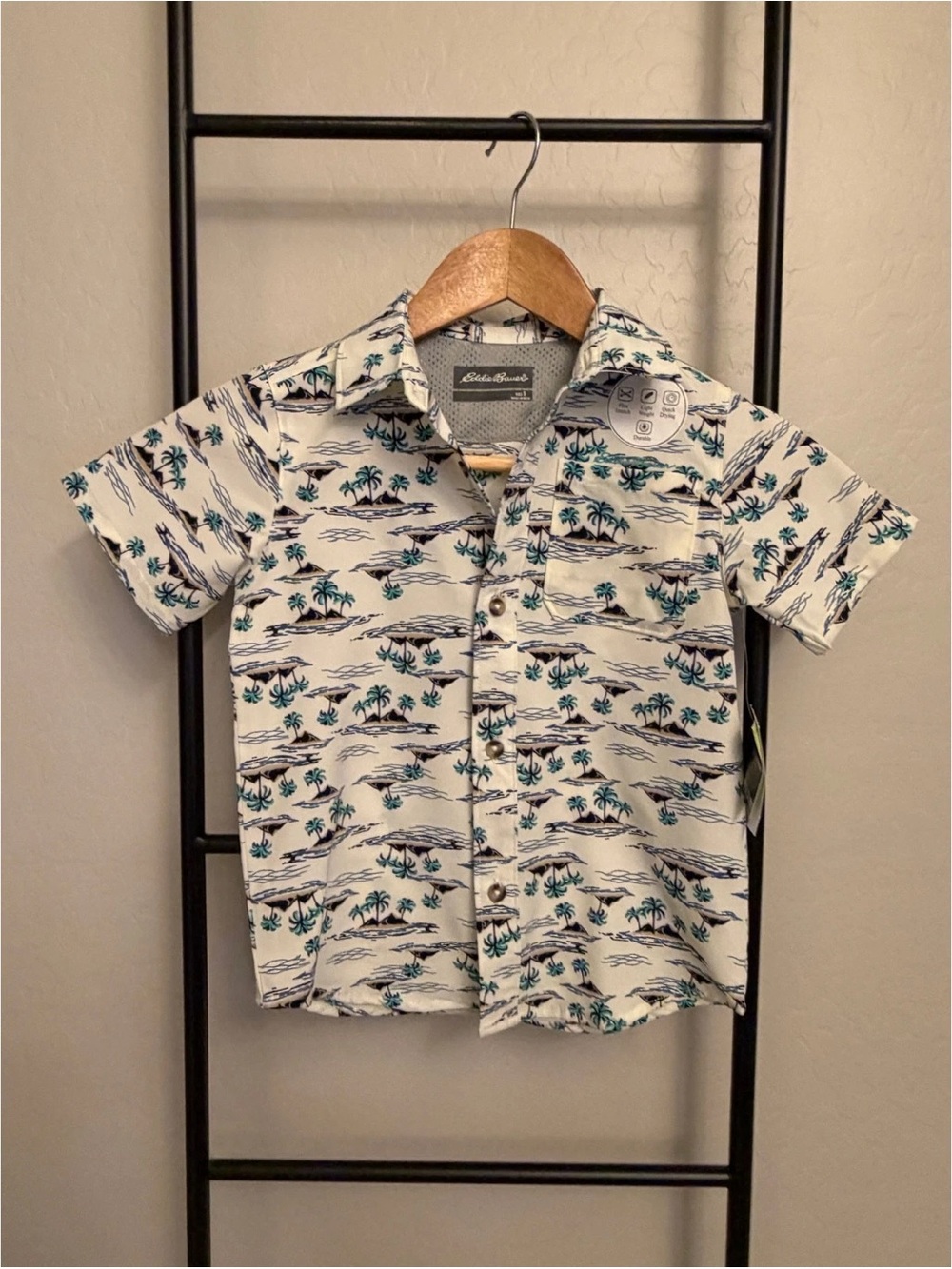 Eddie Bauer Kids Palm Tree Hawaiian Print Hawaiian button down Shirt- size 5